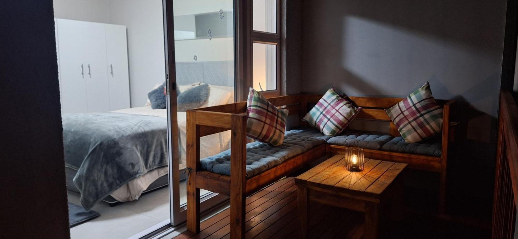 35 Amanda - Durbanville Apartment *